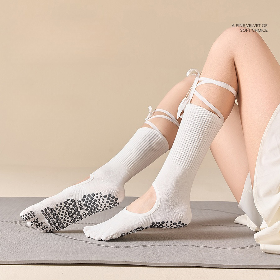 Women's Lace-Up Grip Yoga Sock - đánh giá và giá Yoga Pilates Yoga